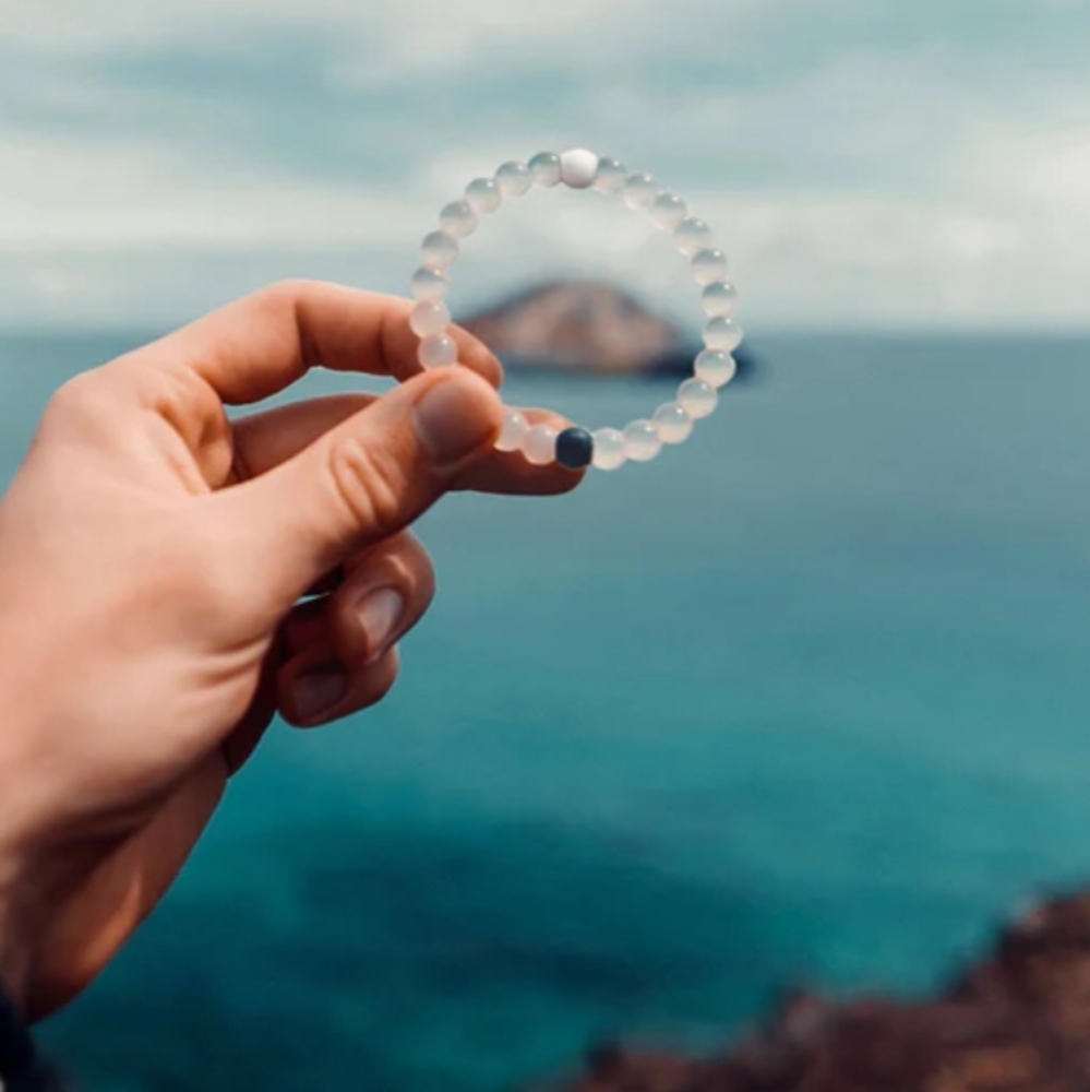 THE ICONIC CLASSIC LOKAI | Rubber Beaded Bracelet